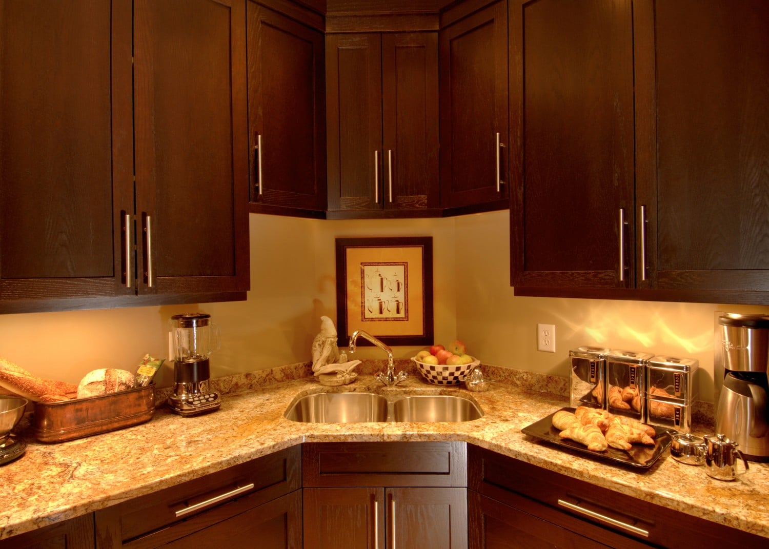 Promenade Crescent custom kitchen